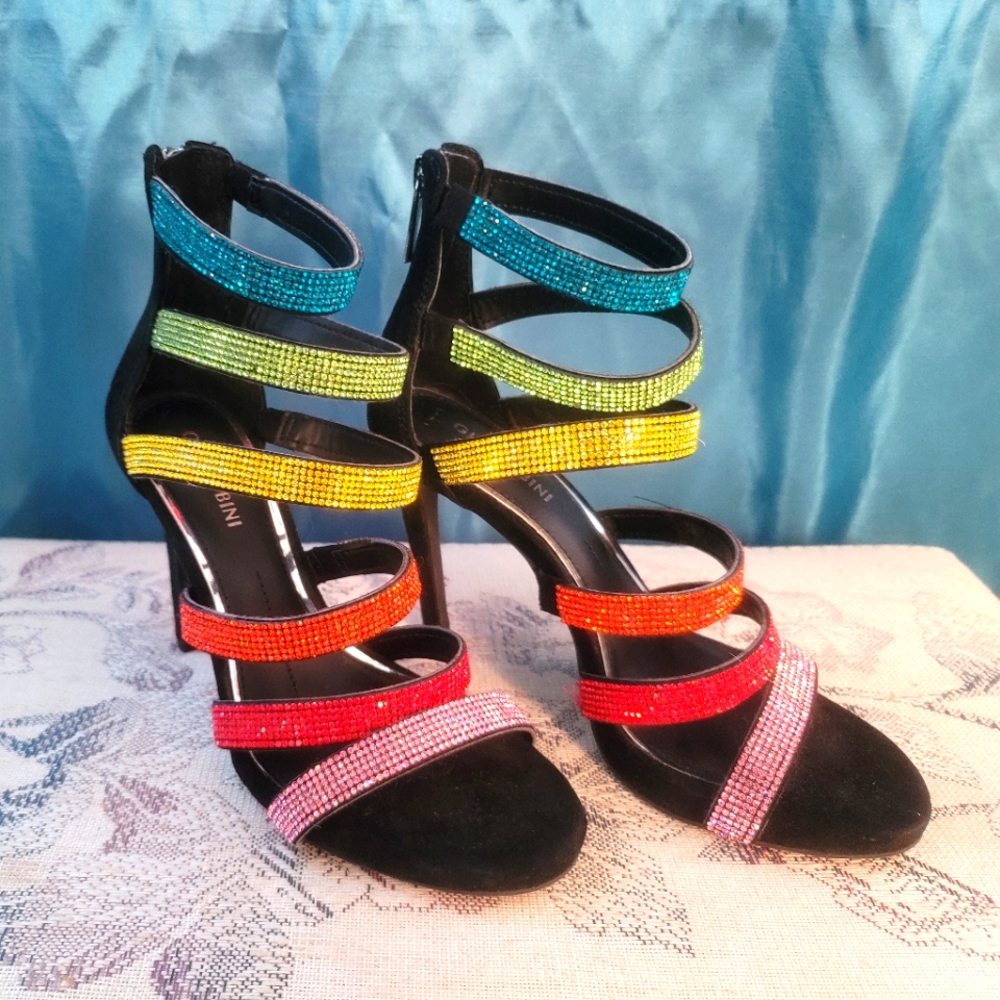 *SOLD* Rainbow Strappy Heels, Gianni Bini, 3.5" heel, heel zip, size 6.5M, NWOT